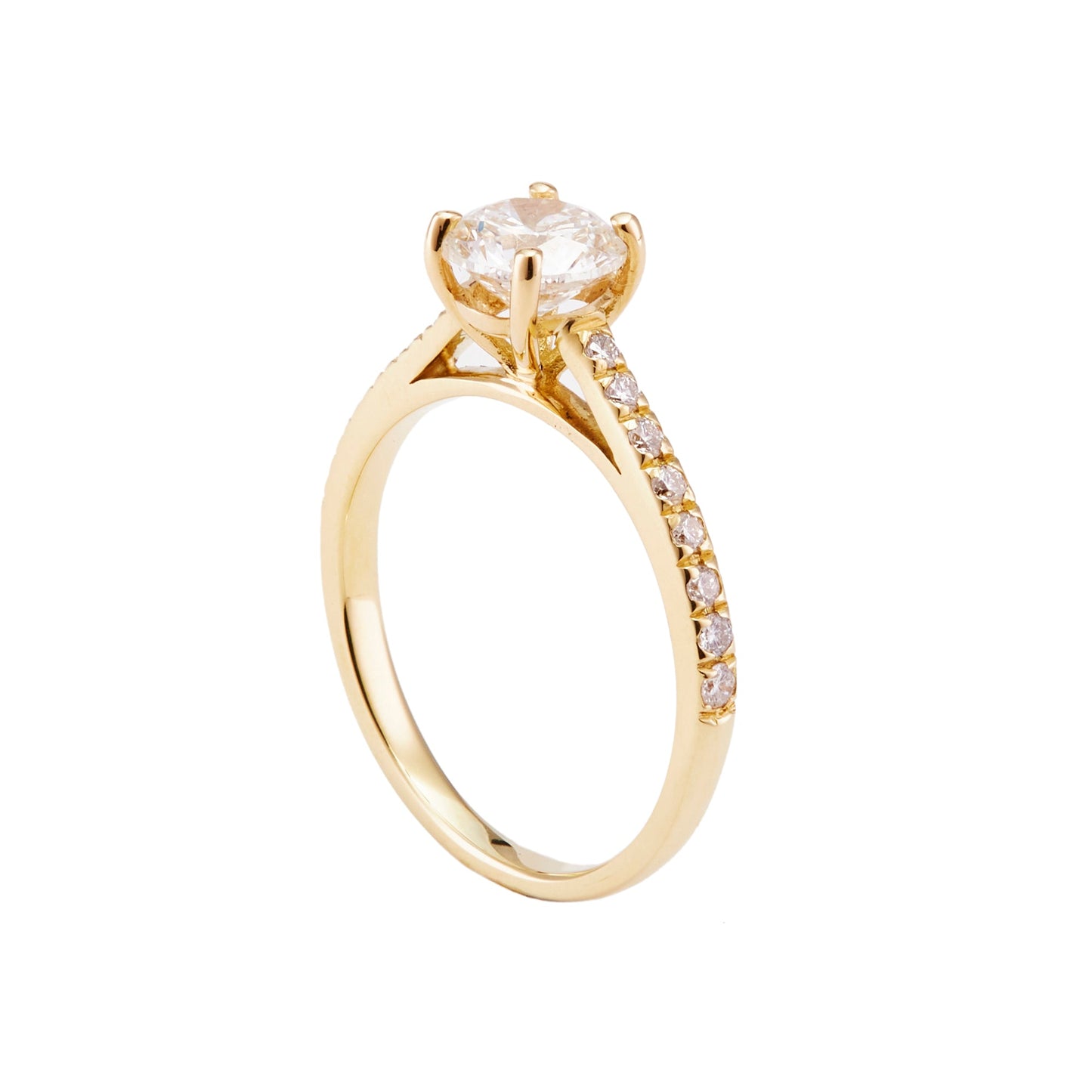 Round Brilliant Diamond Ring Shoulders