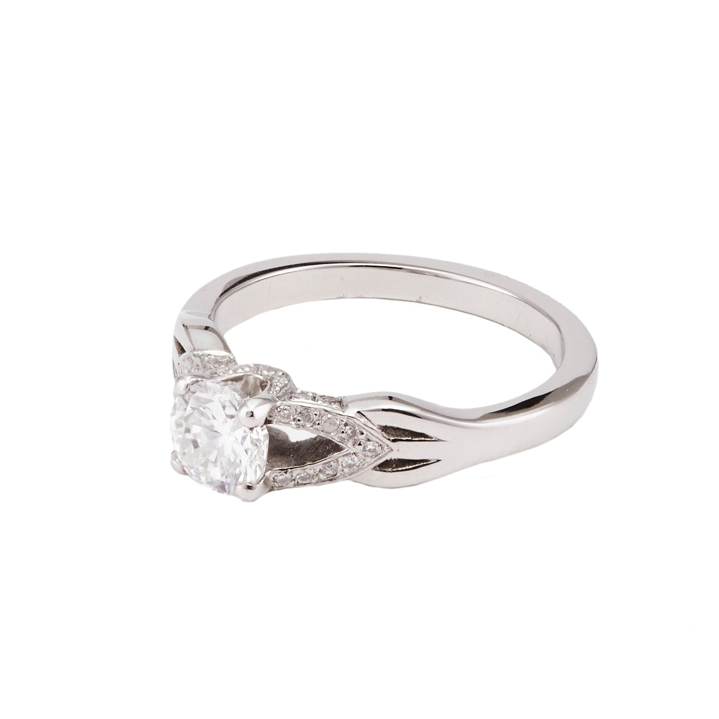 Brilliant Round Diamond Ring With Split Shank